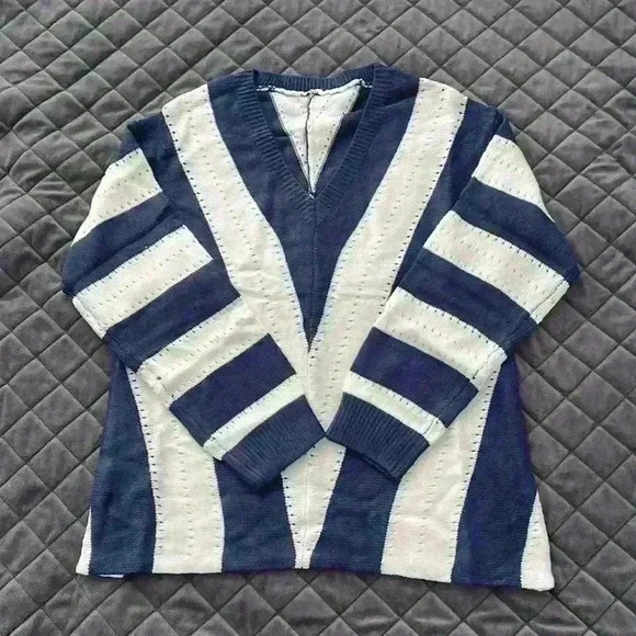 ASVIVID women’s V-neck sweater - Picture 1 of 5